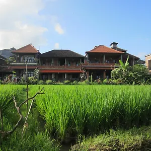 ** Pensión Danasari Indonesia